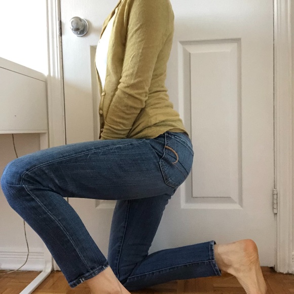 Boyfriend jean and green top! - Picture 7 of 14